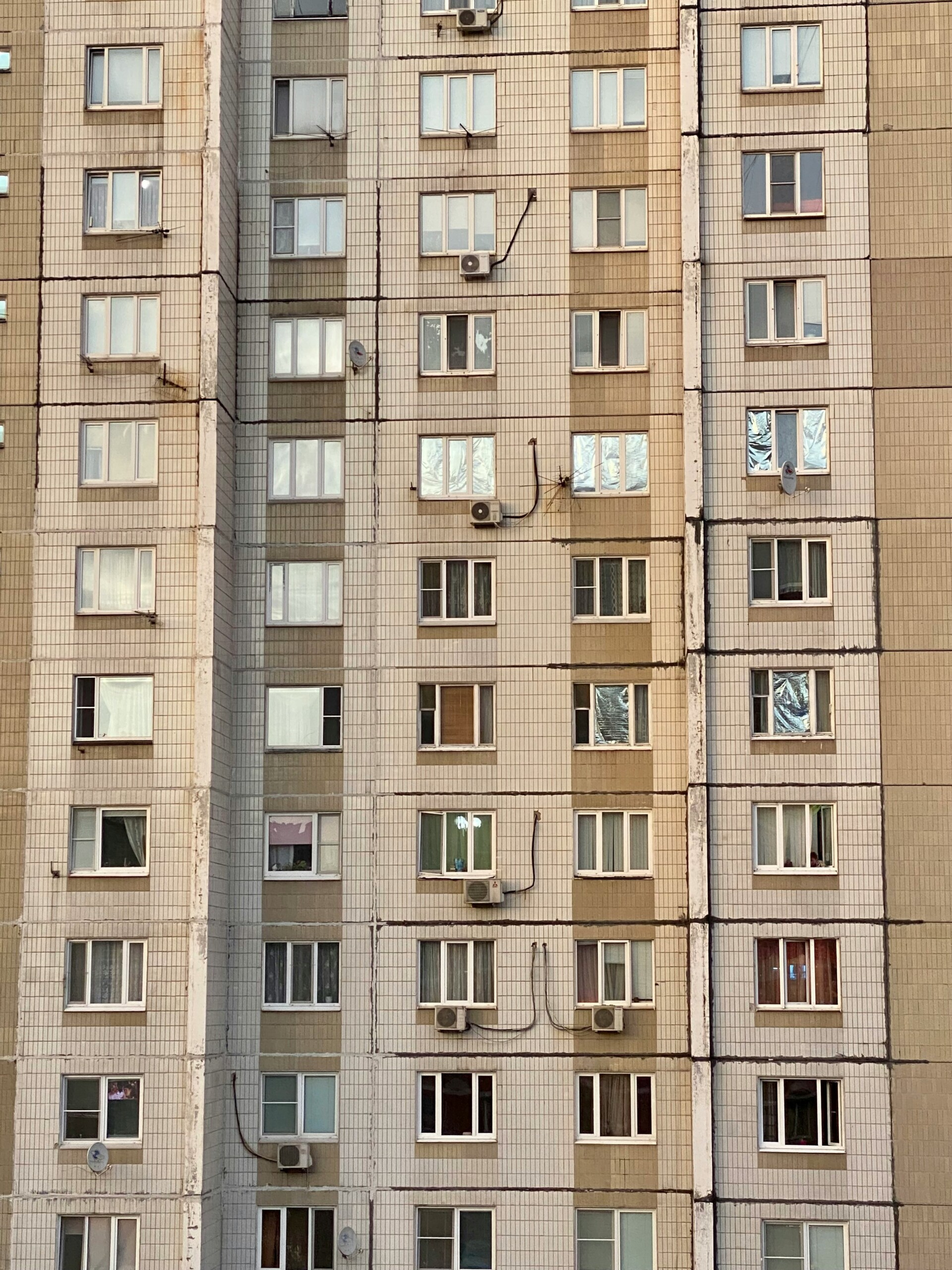 dmitry-axenov-DXFjLdMuK_0-unsplash